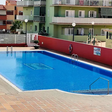 Terraza Del Sol Con Piscina En 칸델라리아