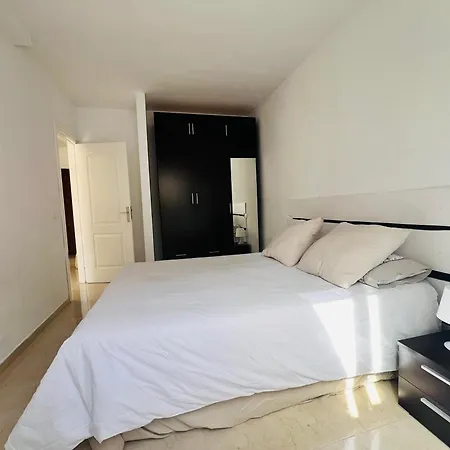아파트 Terraza Del Sol Con Piscina En *