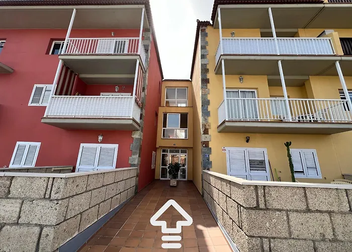 Terraza Del Sol Con Piscina En Apartamento *