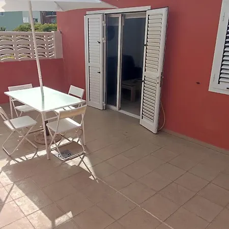 Terraza Del Sol Con Piscina En * 坎德拉里亚