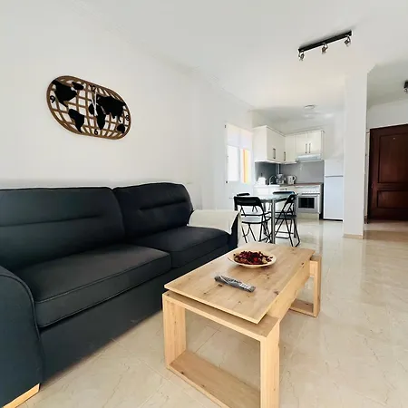 Terraza Del Sol Con Piscina En * Κανδελάρια